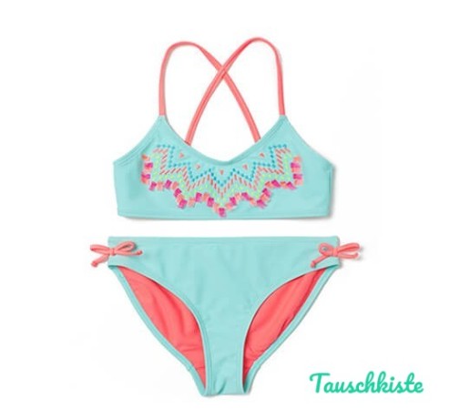 two-piece-bikini-in-print-big-0